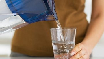 Here is why you should use alkaline water 